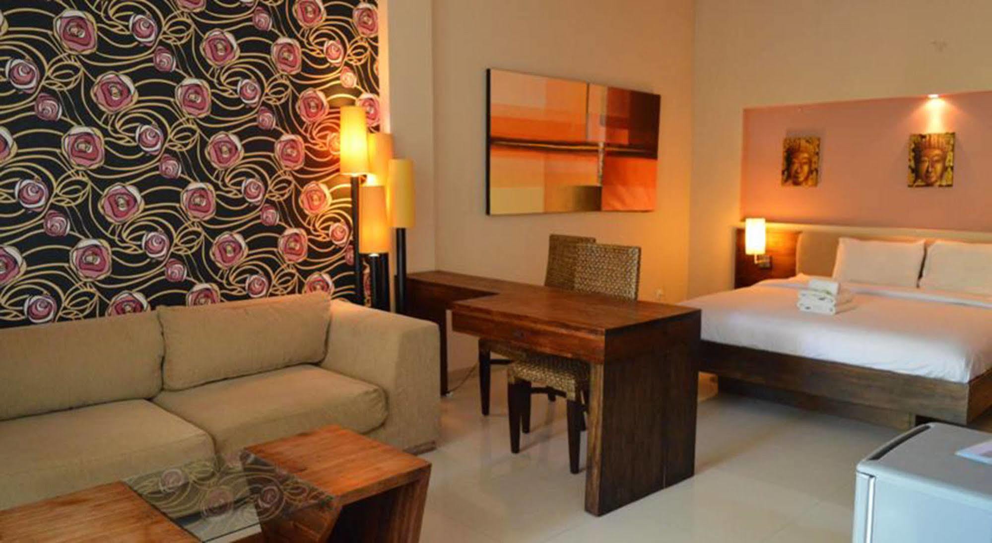 Marinos Place Legian  Exterior photo