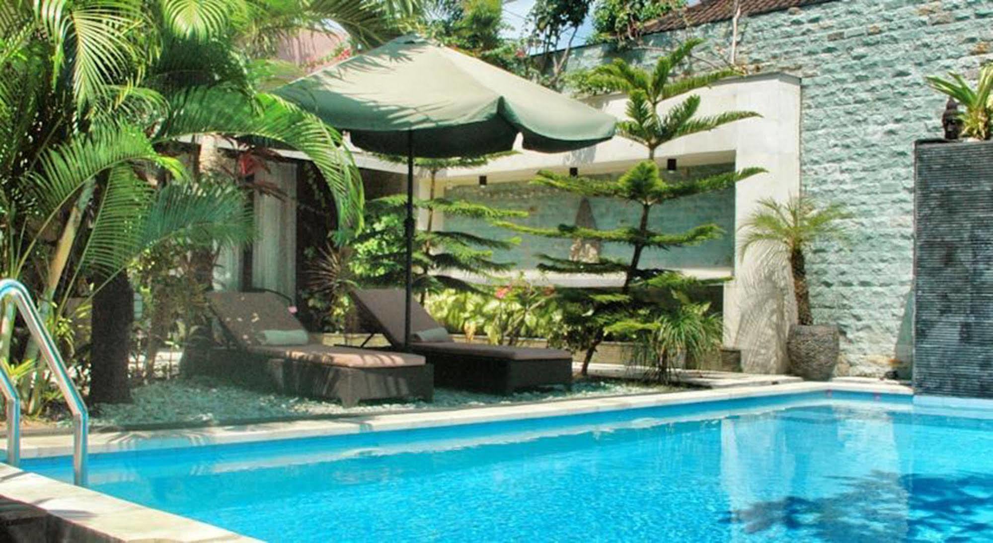 Marinos Place Legian  Exterior photo